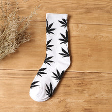 Load image into Gallery viewer, Weed Socks Comfortable High Quality Cotton